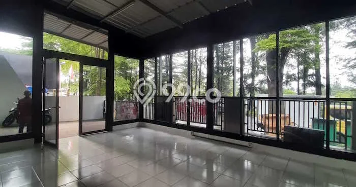 Tersedia Gudang Bisnis di BSD Tangerang Selatan Harga Sewa Menarik Bisa Nego Tersedia Gudang Bisnis di BSD Tangerang Selatan Harga Sewa Menarik Bisa Nego