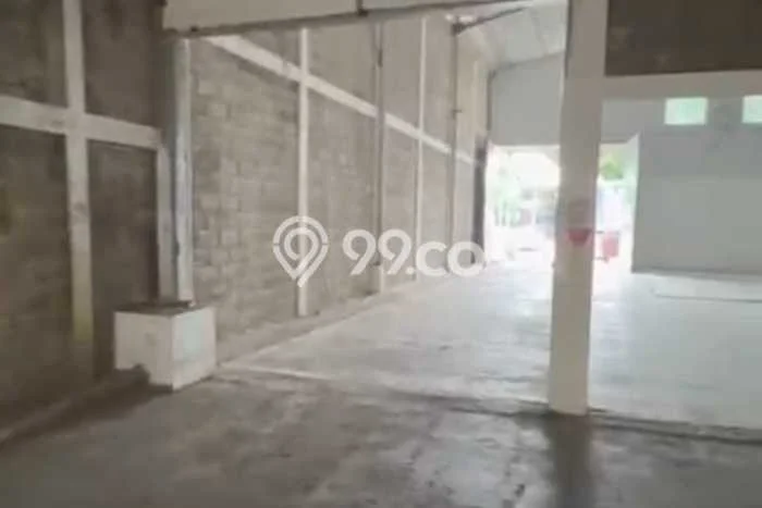 Gudang Komersial Disewakan di Setu Tangerang Selatan Luas 540m2 Gudang Komersial Disewakan di Setu Tangerang Selatan Luas 540m2