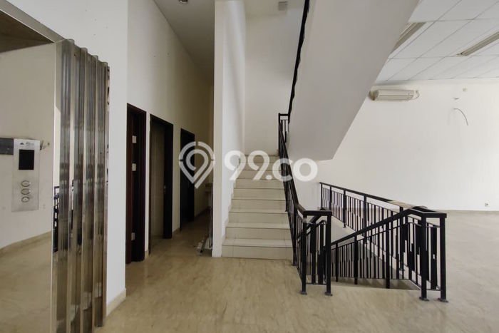 Kantor Bagus Dijual LB 1200m2 Lokasi Strategis Tangerang Area Cocok untuk Berbisnis Kantor Bagus Dijual LB 1200m2 Lokasi Strategis Tangerang Area Cocok untuk Berbisnis