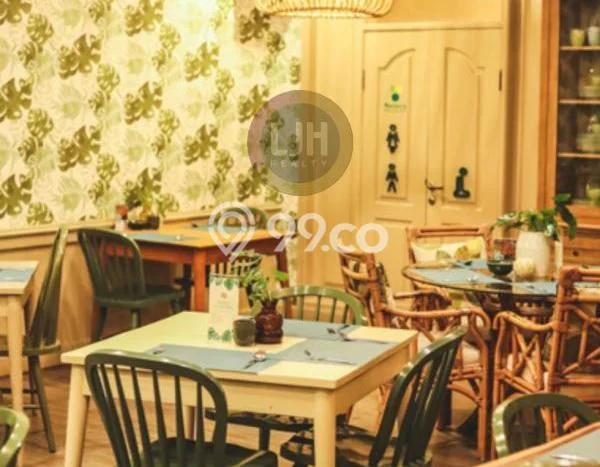 Kantor untuk Disewa di Pusat Jakarta Selatan Luas Bangunan 295m2 Kantor untuk Disewa di Pusat Jakarta Selatan Luas Bangunan 295m2