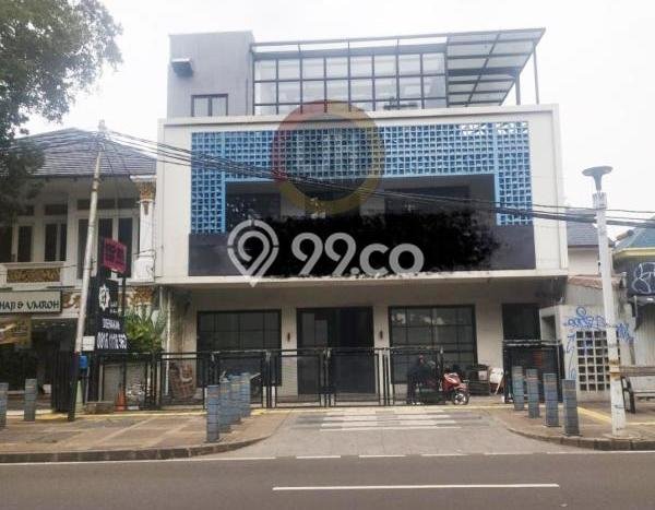 Kantor Bagus LT 325m2 LB 600m2 Dijual di Kebayoran Baru Jakarta Selatan Kantor Bagus LT 325m2 LB 600m2 Dijual di Kebayoran Baru Jakarta Selatan