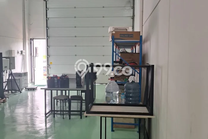 Gudang Disewa di BSD, Tangerang Selatan, LT 120m2 / LB 138m2 Gudang Disewa di BSD, Tangerang Selatan, LT 120m2 / LB 138m2