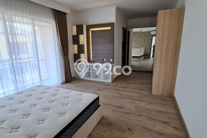 Rumah sewa siap pakai 3 KT di Golf Island, Jakarta Utara Rumah sewa siap pakai 3 KT di Golf Island, Jakarta Utara