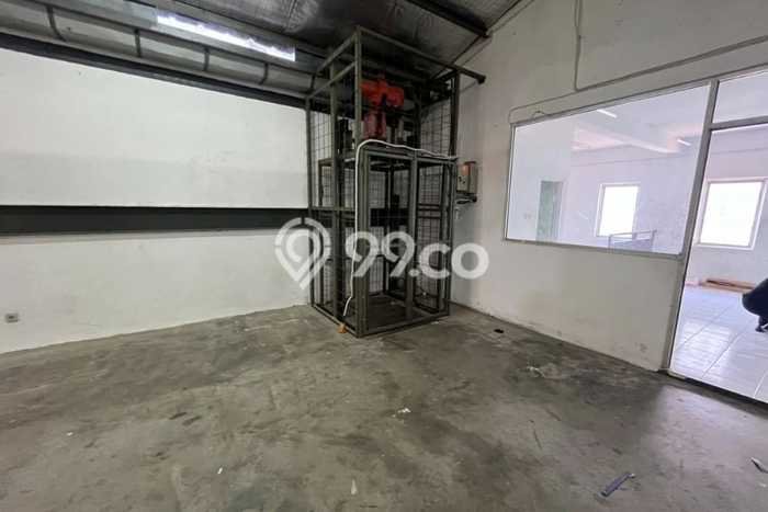 Gudang For Rent di Pantai Indah Kapuk, Luas 720m², Kawasan Berkembang Gudang For Rent di Pantai Indah Kapuk, Luas 720m², Kawasan Berkembang