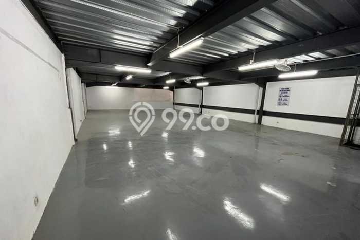 Gudang For Rent di Pantai Indah Kapuk, Luas 720m², Kawasan Berkembang Gudang For Rent di Pantai Indah Kapuk, Luas 720m², Kawasan Berkembang