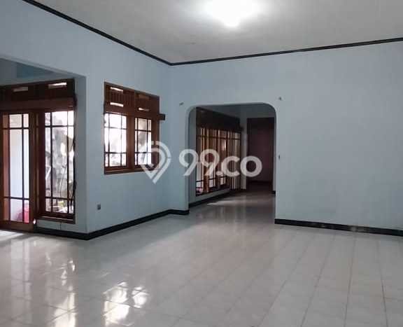 Disewakan Cepat Rumah Kondisi Bagus di Kawasan Tanjung Duren Selatan, Jakarta Barat Disewakan Cepat Rumah Kondisi Bagus di Kawasan Tanjung Duren Selatan, Jakarta Barat