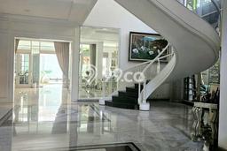 Dijual Rumah Premium dengan Fasilitas Sekitar Komplit di Menteng, Jakarta Pusat Dijual Rumah Premium dengan Fasilitas Sekitar Komplit di Menteng, Jakarta Pusat
