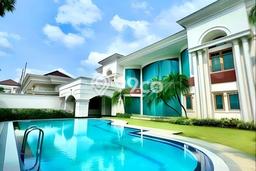 Rumah Mewah LB 1000m2 Siap Pakai Desain Elegan di Pondok Indah, Jakarta Selatan Rumah Mewah LB 1000m2 Siap Pakai Desain Elegan di Pondok Indah, Jakarta Selatan