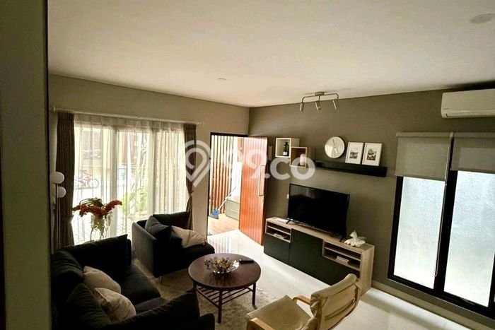 Rumah Elit Modern Tanpa Renovasi di Jatiwarna Bekasi Rumah Elit Modern Tanpa Renovasi di Jatiwarna Bekasi
