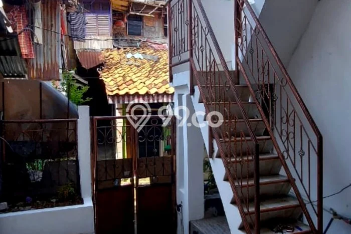 Rumah Minimalis 8 Kamar LT 54m2 di Kramat Rumah Minimalis 8 Kamar LT 54m2 di Kramat