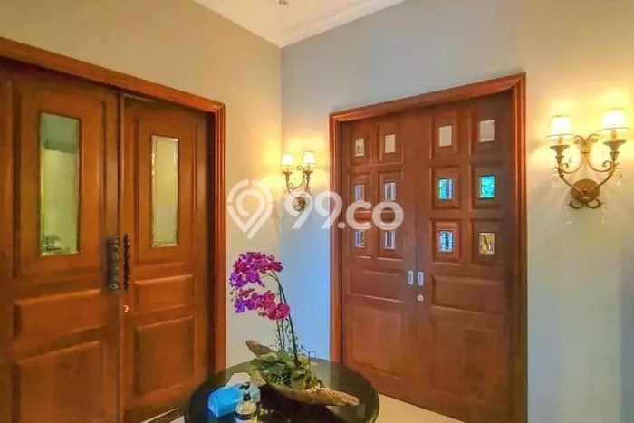 Dijual Rumah Premium dengan Fasilitas Sekitar Komplit di Menteng, Jakarta Pusat Dijual Rumah Premium dengan Fasilitas Sekitar Komplit di Menteng, Jakarta Pusat