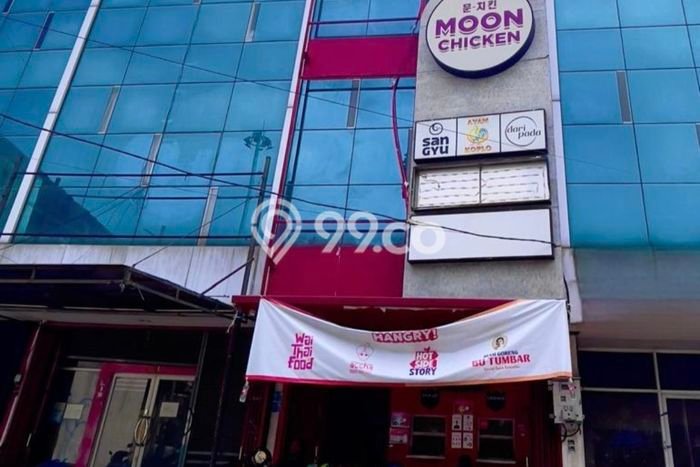 Ruko Dijual di Jakarta Timur LT 76m2 & LB 303m2 Lokasi Terbaik! Ruko Dijual di Jakarta Timur LT 76m2 & LB 303m2 Lokasi Terbaik!