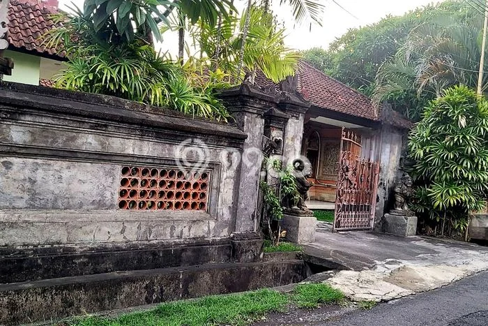 Rumah Luxury Modern Siap Huni di Renon Denpasar Rumah Luxury Modern Siap Huni di Renon Denpasar