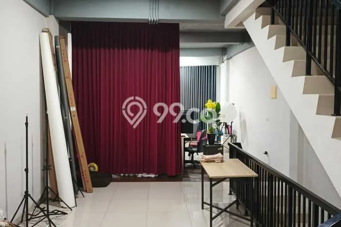 Ruko untuk Disewa di Pusat Bekasi Luas Bangunan 202m2 Ruko untuk Disewa di Pusat Bekasi Luas Bangunan 202m2