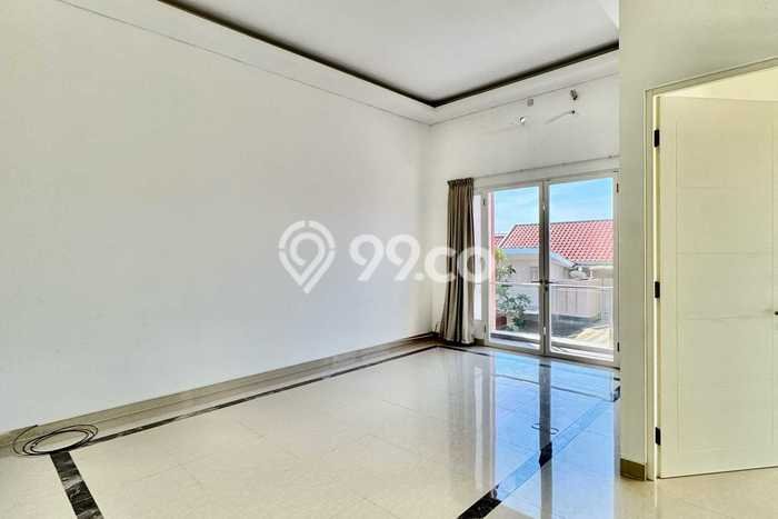 PRIME LOCATION! Rumah area , 4 KT, Area Tenang, LT 150m2m² Bangunan 220m2m² PRIME LOCATION! Rumah area , 4 KT, Area Tenang, LT 150m2m² Bangunan 220m2m²