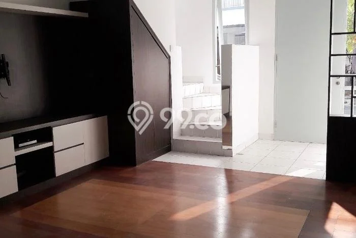 Dijual Hunian Rumah Nyaman 2 KT di Sudirman, Bandung Dijual Hunian Rumah Nyaman 2 KT di Sudirman, Bandung