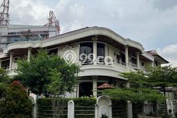 Rumah Elit Modern Siap Huni di Tanjung Barat Jakarta Selatan Rumah Elit Modern Siap Huni di Tanjung Barat Jakarta Selatan