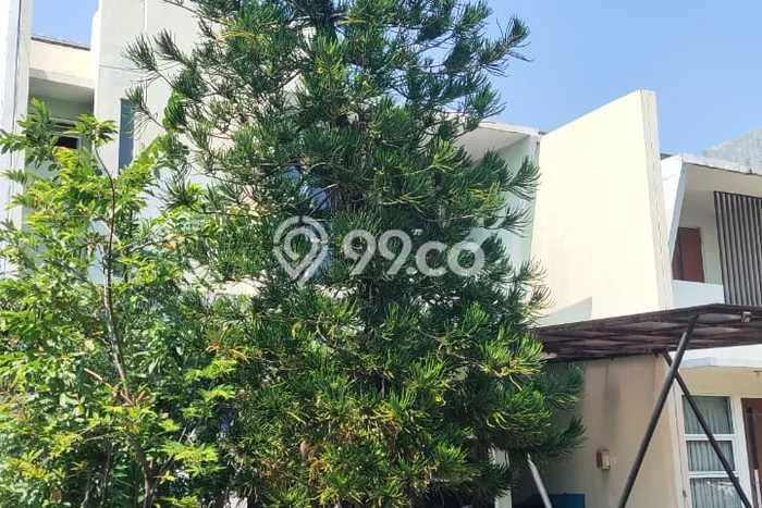 Rumah Luas Asri 3 KT Siap Pakai di Rorotan Jakarta Utara Rumah Luas Asri 3 KT Siap Pakai di Rorotan Jakarta Utara