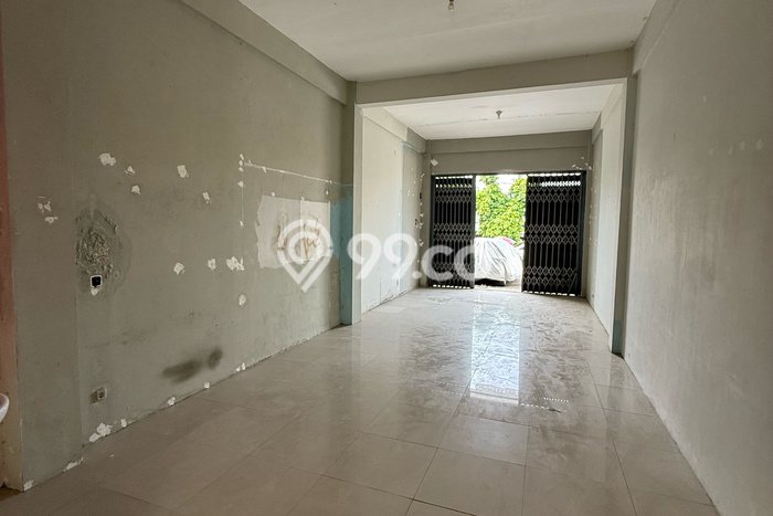 Unit Ruko Dijual di Surabaya LT 132m2 & LB 190m2 Unit Ruko Dijual di Surabaya LT 132m2 & LB 190m2