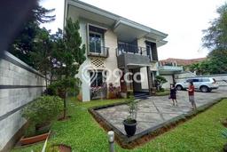 Jual Rumah Mewah Megah Dengan View Eksklusif di Lippo Karawaci, Tangerang Jual Rumah Mewah Megah Dengan View Eksklusif di Lippo Karawaci, Tangerang