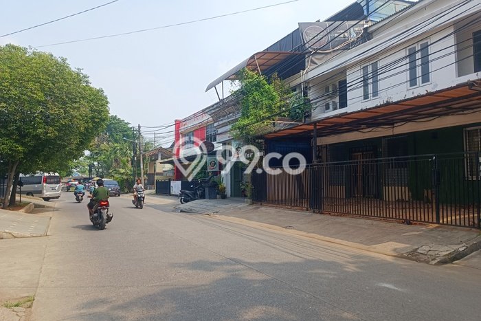 Jual Rumah Mewah Megah Dengan View Eksklusif di Bojong Indah, Jakarta Barat Jual Rumah Mewah Megah Dengan View Eksklusif di Bojong Indah, Jakarta Barat