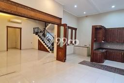Ready to Use! Luxury House LT 176m2 Desain Modern di Puri Indah Ready to Use! Luxury House LT 176m2 Desain Modern di Puri Indah