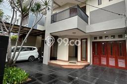 Hunian Elit LB 250m2 Siap Huni Desain Elegan di Kembangan Selatan, Jakarta Barat Hunian Elit LB 250m2 Siap Huni Desain Elegan di Kembangan Selatan, Jakarta Barat
