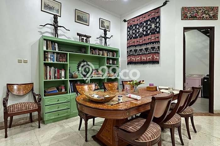 Jual Rumah Mewah Megah Dengan View Cantik di Ragunan, Jakarta Selatan Jual Rumah Mewah Megah Dengan View Cantik di Ragunan, Jakarta Selatan