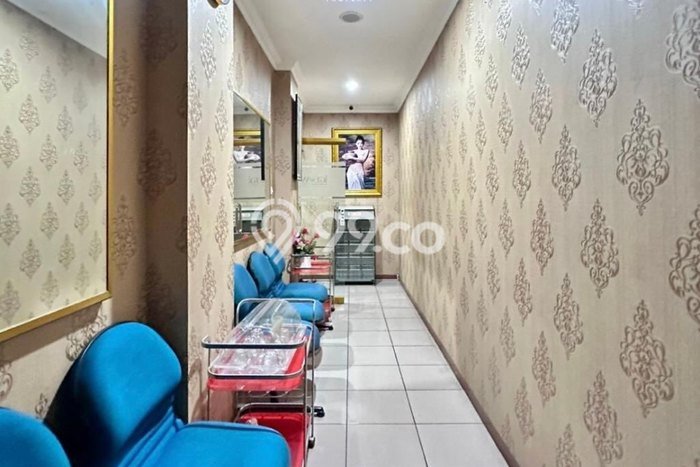 Unit Komersial Dijual di Jakarta Selatan LT 214m2 & LB 484m2 Unit Komersial Dijual di Jakarta Selatan LT 214m2 & LB 484m2