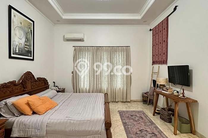 Jual Rumah Mewah Megah Dengan View Cantik di Ragunan, Jakarta Selatan Jual Rumah Mewah Megah Dengan View Cantik di Ragunan, Jakarta Selatan