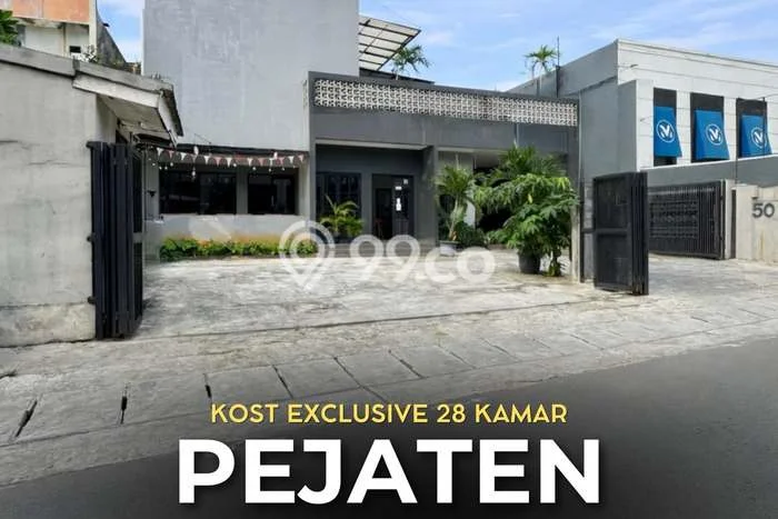 Cocok Untuk Investasi! For Sale Kost di Pejaten 28 Kamar Cocok Untuk Investasi! For Sale Kost di Pejaten 28 Kamar