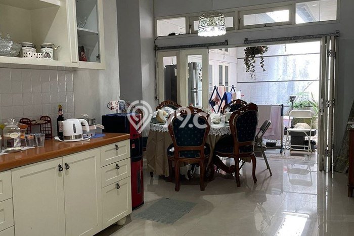 Siap Huni Rumah Mewah 4 Kamar di Batununggal Dekat ke Mana Pun Siap Huni Rumah Mewah 4 Kamar di Batununggal Dekat ke Mana Pun