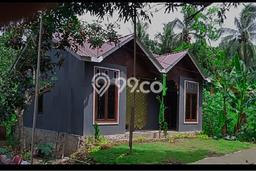 Jual Rumah Murah Meriah Samarinda Utara Punya 2 Kamar & LT 140m2 Jual Rumah Murah Meriah Samarinda Utara Punya 2 Kamar & LT 140m2