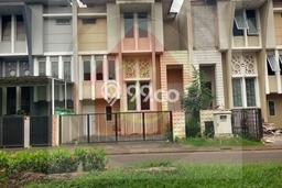 Jarang Ada! Rumah Sewa 5 Kamar Bagus Siap Huni Grand Wisata Jarang Ada! Rumah Sewa 5 Kamar Bagus Siap Huni Grand Wisata