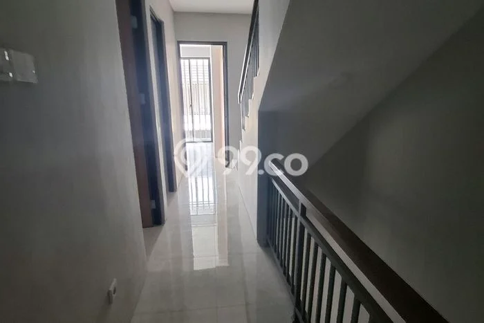 Rumah Minimalis 3 KT di Grand Wisata Bekasi Unfurnished Rumah Minimalis 3 KT di Grand Wisata Bekasi Unfurnished
