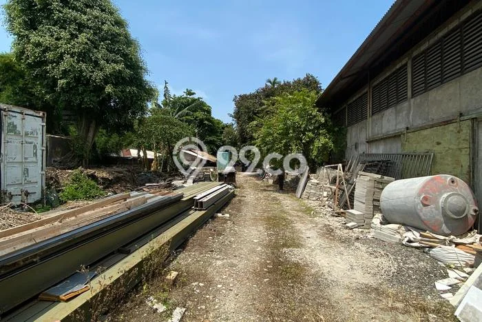 Gudang Disewa di Jakarta Barat dengan LB 800m2 Area Komersial Ramai Gudang Disewa di Jakarta Barat dengan LB 800m2 Area Komersial Ramai