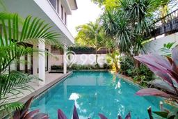 Disewakan Rumah Strategis LT 875m2 / LB 500m2 di Kemang, Jakarta Selatan Disewakan Rumah Strategis LT 875m2 / LB 500m2 di Kemang, Jakarta Selatan