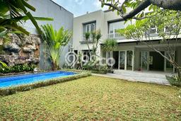 Sewa Rumah Strategis di Kemang LT 600m2 / LB 450m2 Siap Huni Sewa Rumah Strategis di Kemang LT 600m2 / LB 450m2 Siap Huni