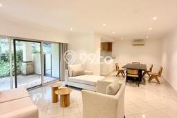Sewa Rumah Strategis LT 255m2 / LB 300m2 di Kemang, Jakarta Selatan Sewa Rumah Strategis LT 255m2 / LB 300m2 di Kemang, Jakarta Selatan