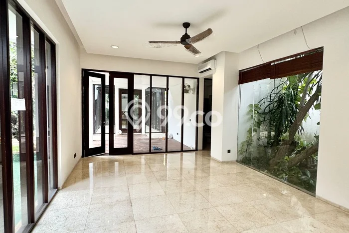 Disewakan Cepat Rumah Kondisi Baik di Area Cilandak, Jakarta Selatan Disewakan Cepat Rumah Kondisi Baik di Area Cilandak, Jakarta Selatan