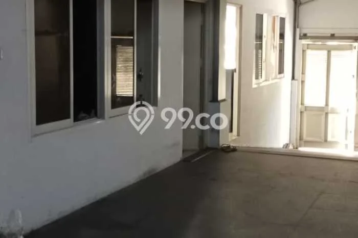 Hunian Mewah Siap Huni LT 200m2 di Kelapa Gading, Jakarta Utara Hunian Mewah Siap Huni LT 200m2 di Kelapa Gading, Jakarta Utara