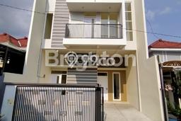 Dijual Rumah 10 Kamar Lokasi Strategis Bagus dan Strategis di Lowokwaru Dijual Rumah 10 Kamar Lokasi Strategis Bagus dan Strategis di Lowokwaru