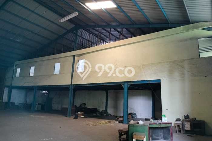 Gudang Kawasan Darmo permai, Luas 1500m2m², Area Komersial, Dekat Darmo permai, Surabaya, Surabaya Gudang Kawasan Darmo permai, Luas 1500m2m², Area Komersial, Dekat Darmo permai, Surabaya, Surabaya