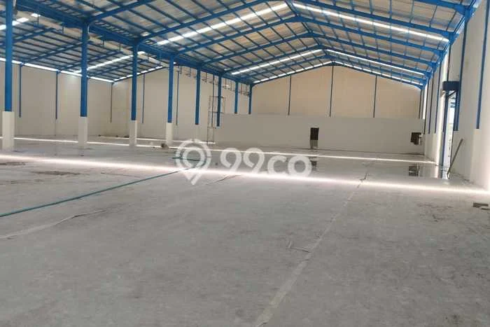 Gudang Lokasi Strategis Kawasan Krian, Luas 3000m2m², Disewakan Gudang Lokasi Strategis Kawasan Krian, Luas 3000m2m², Disewakan