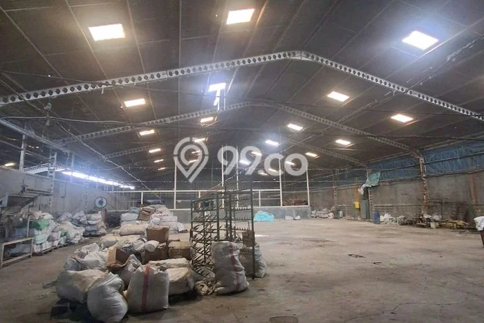Gudang untuk disewa di Driyorejo punya LT 6000m2 & LB 2400m2 harga sewa kompetitif Gudang untuk disewa di Driyorejo punya LT 6000m2 & LB 2400m2 harga sewa kompetitif