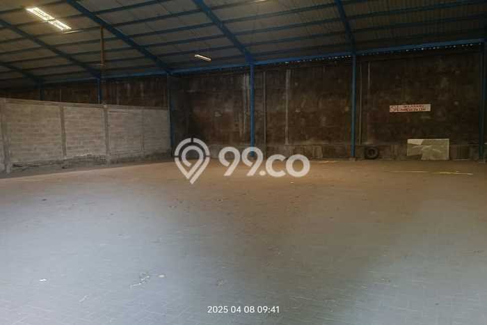 Gudang Kawasan Darmo permai, Luas 1500m2m², Area Komersial, Dekat Darmo permai, Surabaya, Surabaya Gudang Kawasan Darmo permai, Luas 1500m2m², Area Komersial, Dekat Darmo permai, Surabaya, Surabaya
