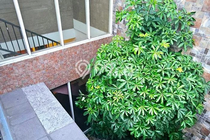 Lokasi strategis! Rumah siap pakai disewakan di Gayungan LB 320m2 Lokasi strategis! Rumah siap pakai disewakan di Gayungan LB 320m2