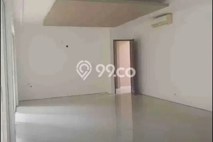 Lokasi terbaik! Rumah siap huni disewakan di Sambikerep LB 400m2 Lokasi terbaik! Rumah siap huni disewakan di Sambikerep LB 400m2