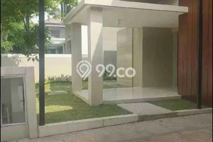 Lokasi terbaik! Rumah siap huni disewakan di Sambikerep LB 400m2 Lokasi terbaik! Rumah siap huni disewakan di Sambikerep LB 400m2
