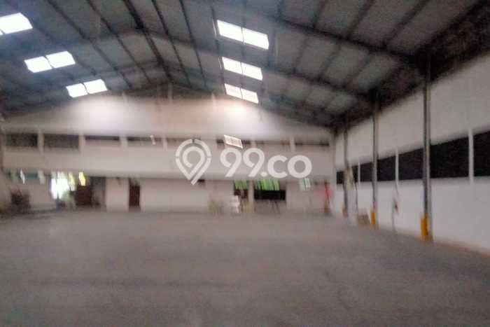 Unit Gudang Disewakan di Rungkut Industri di Area Ramai & Strategis Unit Gudang Disewakan di Rungkut Industri di Area Ramai & Strategis